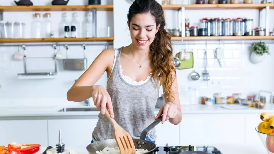 Топ кулинари: Тези зодии готвят така, че да си оближете пръстите