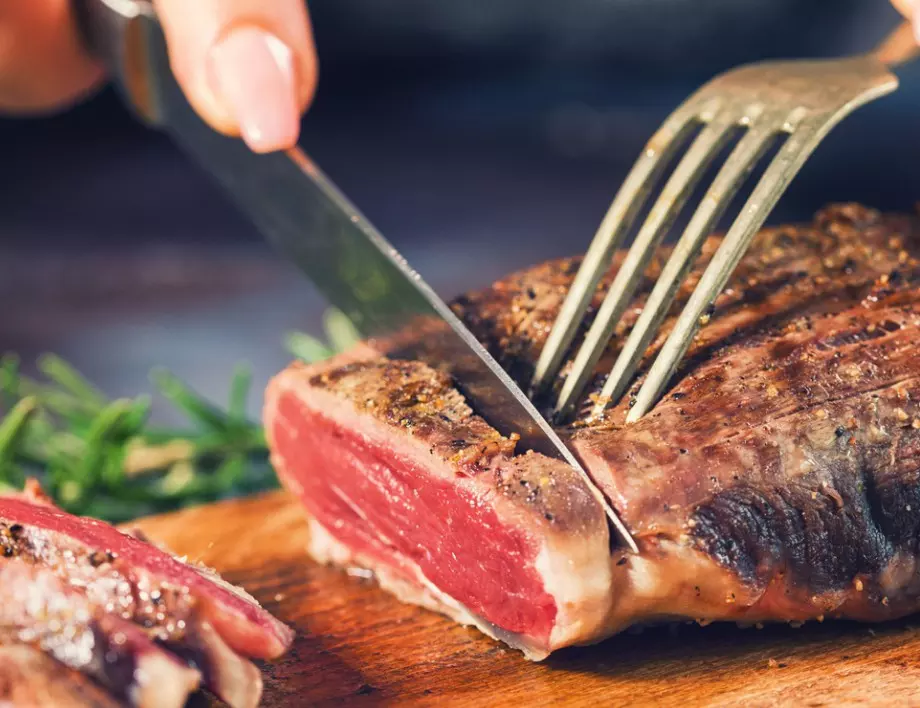 Кардиолог разкри по колко месо може да се яде без вреда за сърцето