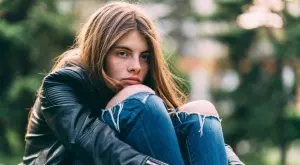 До момичето, което се чувства прекалено уморено от всичко   