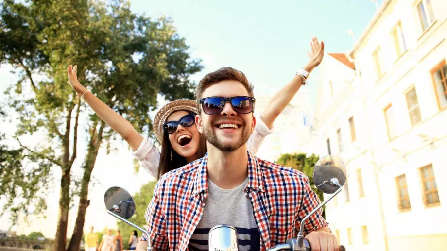 5 неща, които доказват, че той е лудо влюбен в теб