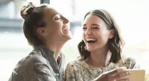 Виц на деня: Две жени си говорят