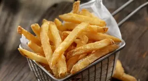 Така ще си направите най-хрупкавите пържени картофки