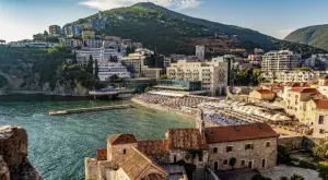 Средната заплата в Черна гора - сравнима с България