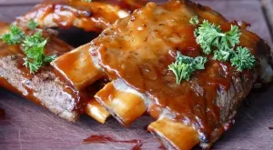 Уникално вкусни печени свински ребра