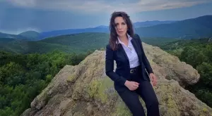 Д-р Неделя Щонова направи признание за филърите и силикона (СНИМКА)