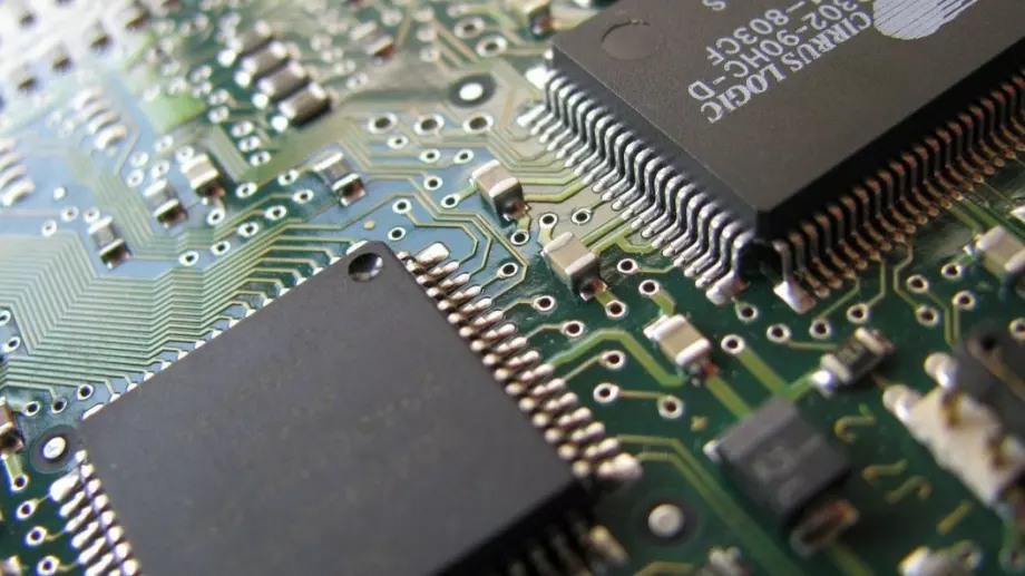 ЕС удвоява производството на собствени чипове