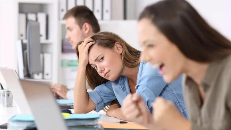 10 фрази, които издават завистливите хора