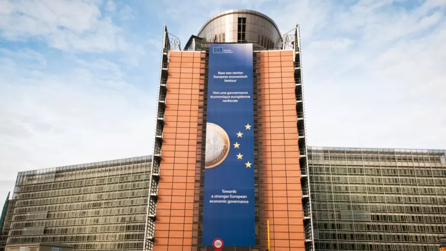 ЕК повиши прогнозата за българската икономика