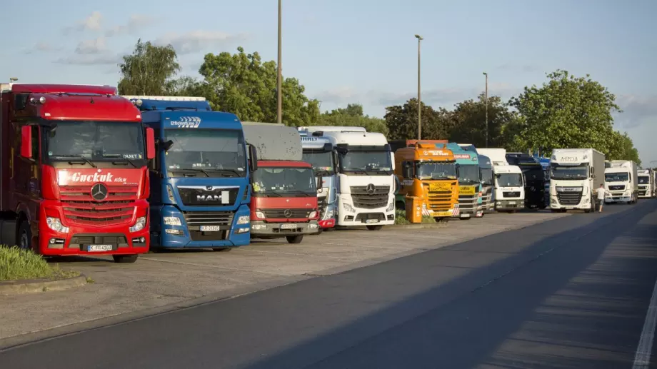 Тираджии от Източна Европа се скапват от работа. Но други печелят