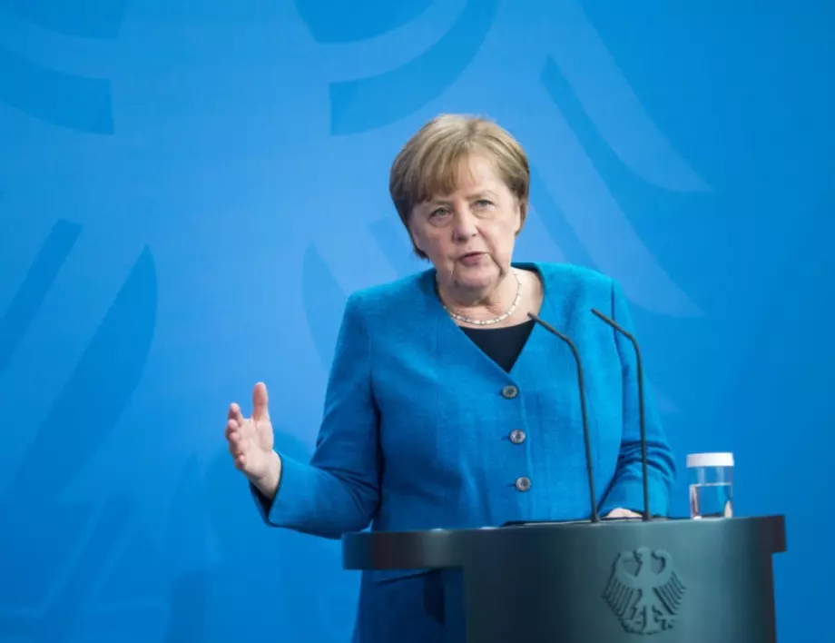 Меркел призна за провали в областта на отбраната  