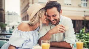 Влюби се в момиче, което обича със СЪРЦЕТО си, а не с очите си