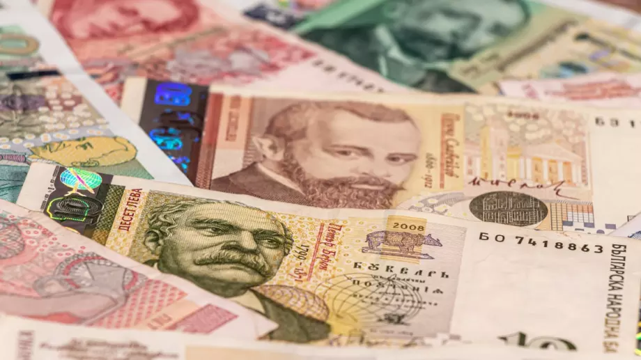 Натрупахме над 600 млн. лева по депозити само за месец