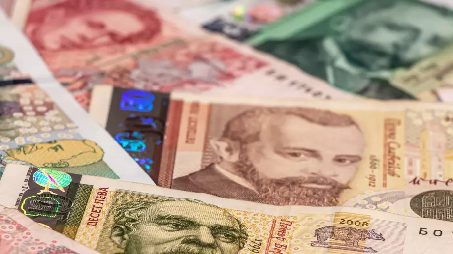 Какво показват данните на БНБ за депозитите?