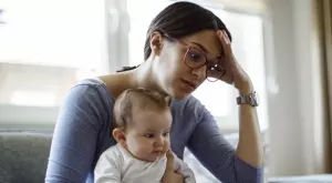 Очите на бебе станаха индигово сини, след прием на лекарство против Covid 19 (ВИДЕО)