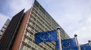 ЕК прогнозира забавяне на българската икономика