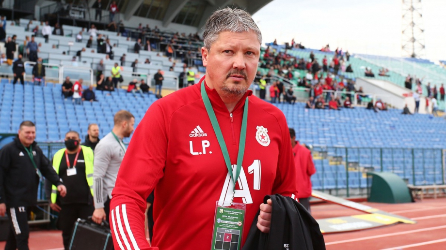 Любослав Пенев води преговори с Берое да стане старши треньор
