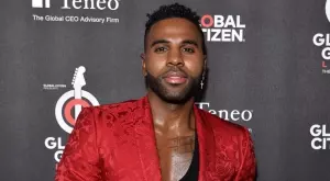 Джейсън Деруло стана баща (СНИМКИ)