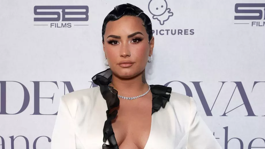 Деми Ловато се отказа от пола си