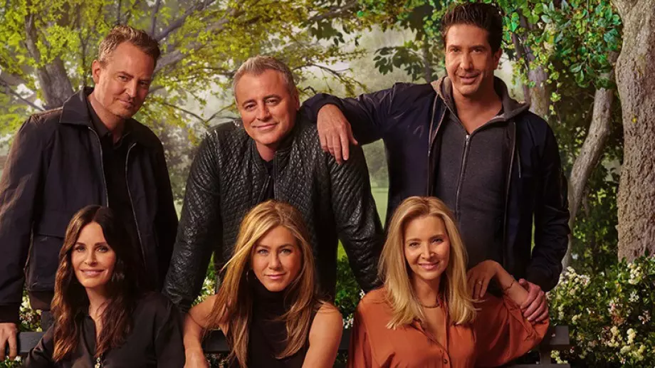 Актьорите от сериала "Приятели" съсипани от смъртта на Матю Пери