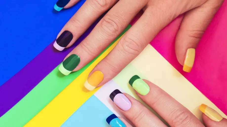 Как цветът на лака зависи от настроението ни?