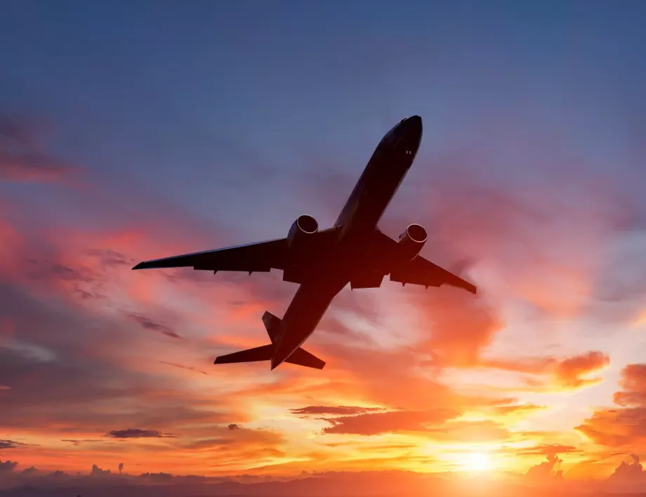 Близо 70% спад на въздушния транспорт у нас заради пандемията