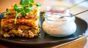 Вкусна мусака с тиквички   