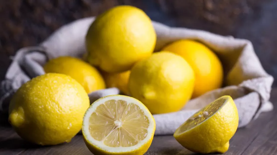 Не изхвърляйте лимоновата кора, ето за какво е полезна