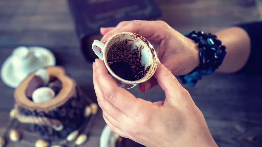 Тези мощни поверия за кафе показват съдбата ви