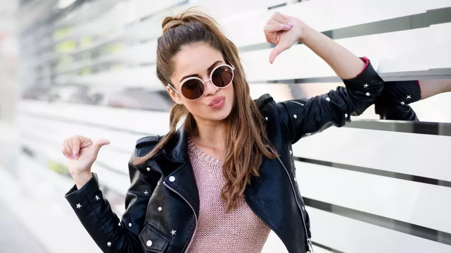 Тя няма нужда от мъж, за да бъде щастлива!   