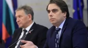 Асен Василев: НАП откри фирми с каса и управител в Панама