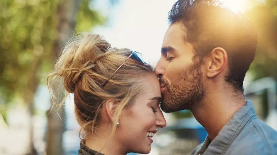 14 сигурни знака, че той ви иска