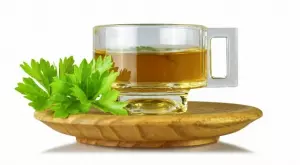 7 причини да започнете да пиете чай от магданоз