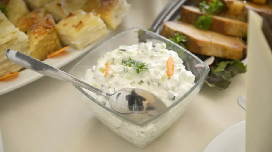 Перфектната млечна салата с броколи