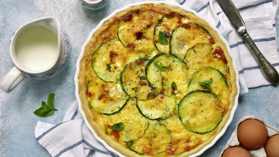 Лесно и вкусно: Тиквички с яйца на фурна