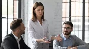 Високата длъжност за жените - постижение или стрес?   