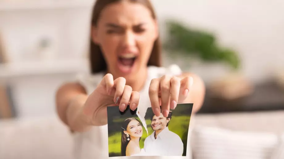 Тази зодия сама отблъсква партньорите в живота си