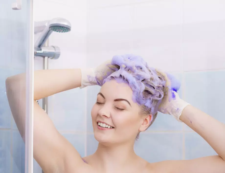 Грешките, които допускаме, когато мием косата си с шампоан