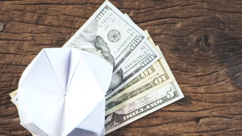 Изумително: Клиент остави 16 000 долара бакшиш