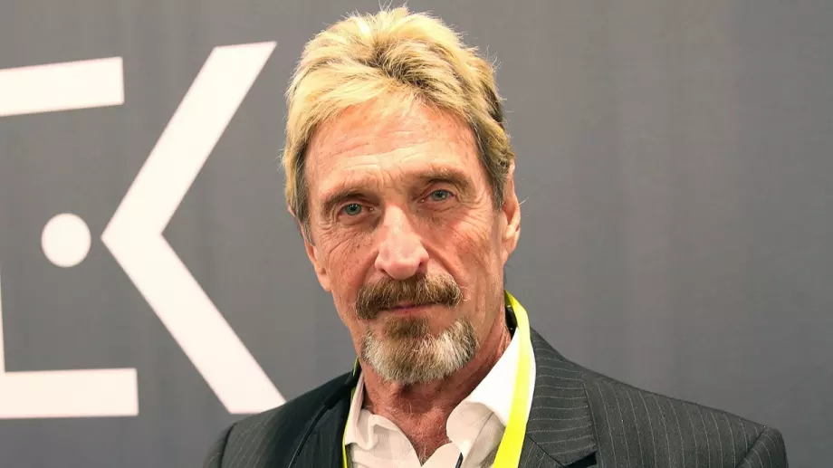 Бизнесменът Джон МакAфий не се е самоубил, убедена е жена му