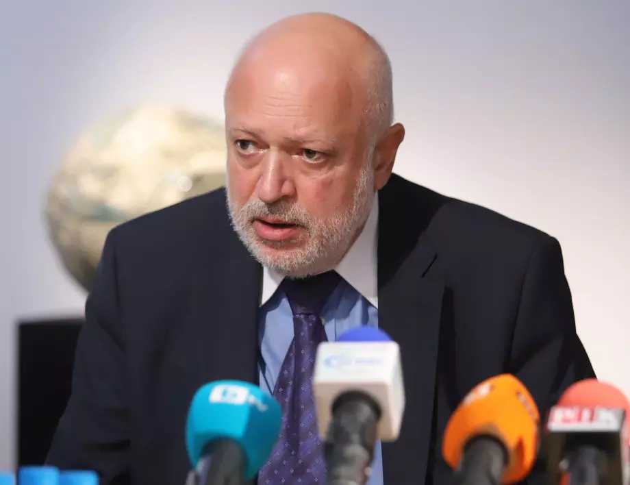 Велислав Минеков: Фейсбук-тролове ме атакуват, докато разкривам злоупотреби за милиони - Vimarsana News