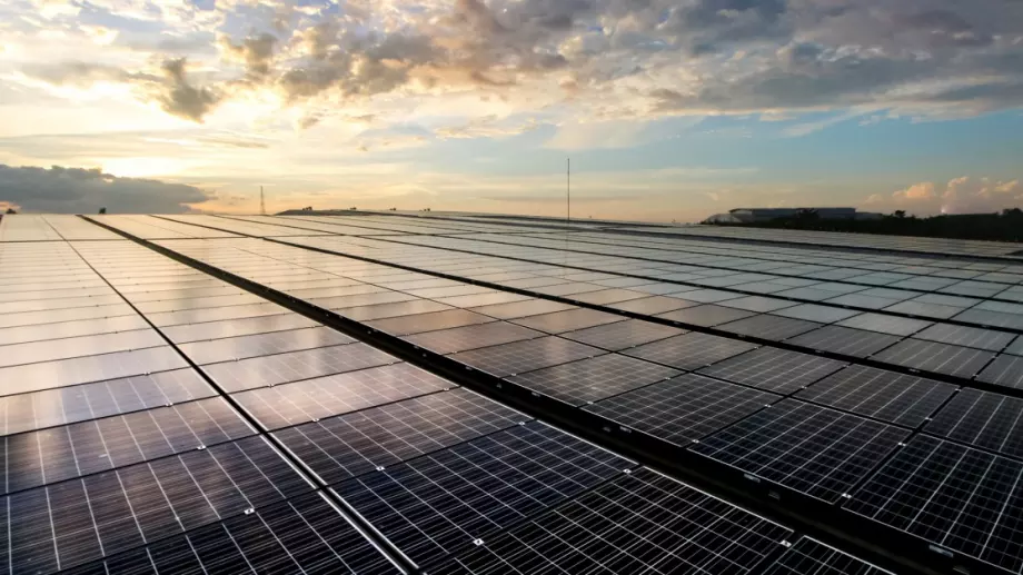 Плаваща фотоволтаичната централа ще бъде пусната в германско езеро