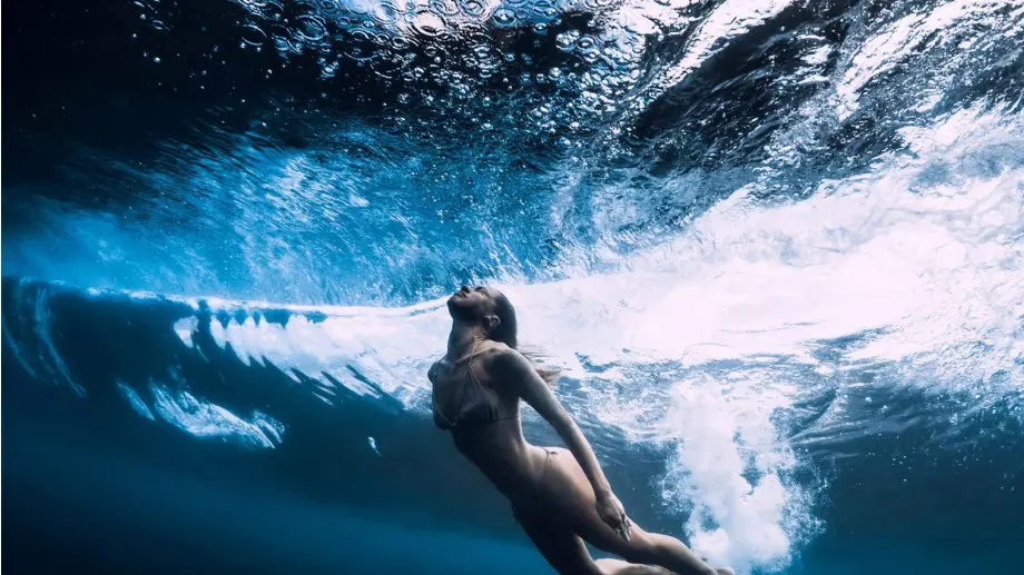 Плуването: Защо е супер полезно за тялото?   