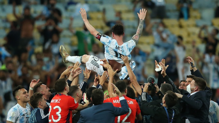 спечели през 2021 г седмата си Златна топка Аржентинецът напусна