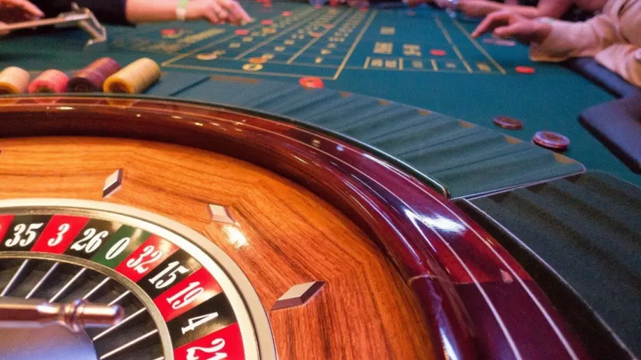 С какво се отличават крупиетата в живото казино на bwin