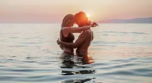 Месечен любовен хороскоп за август 2022