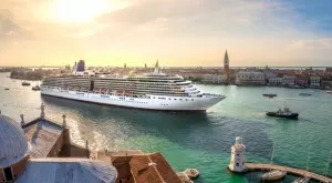 Окончателно забраниха круизни кораби във Венеция