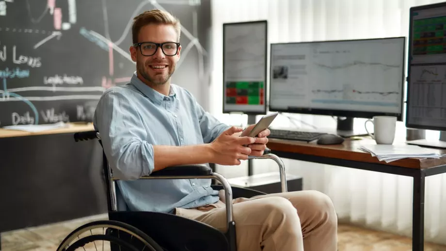 Дават до 20 000 лева на хора с увреждания, за да стартират бизнес