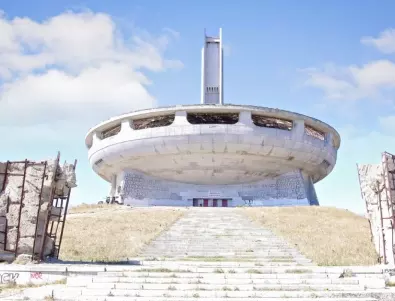 МК: Решението на Минеков за статута на паметника на връх „Бузлуджа“ тепърва предстои 