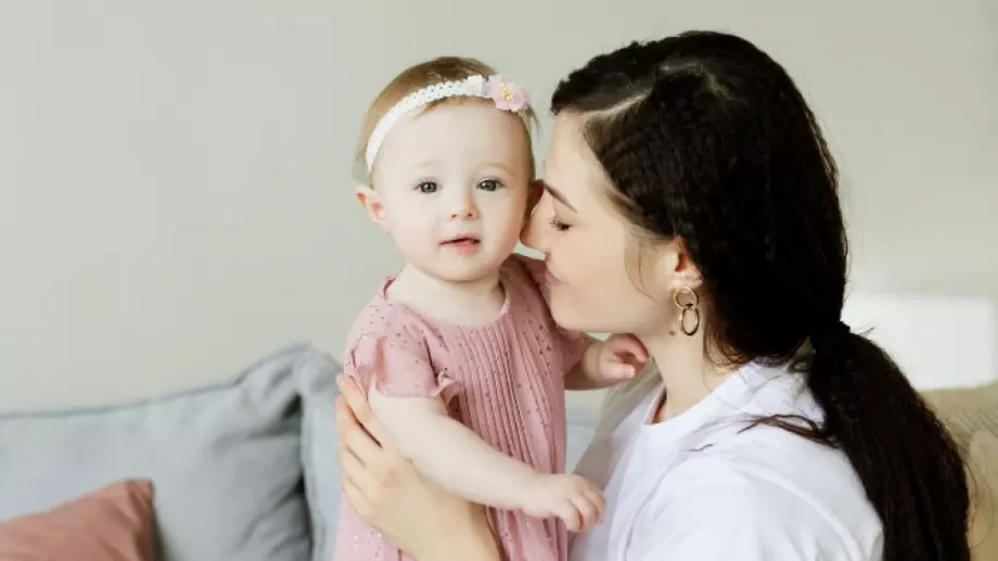 Майчинството най-после се вдигна след 4 години мъки