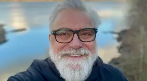 Няма да го познаете! Владо Пенев си махна брадата (СНИМКИ)